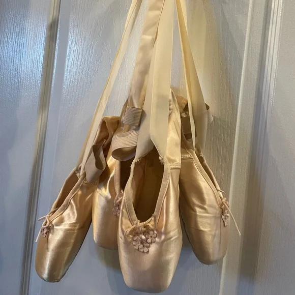 Elegant Pink Ballet Shoes for Decor - Picture 1 of 6